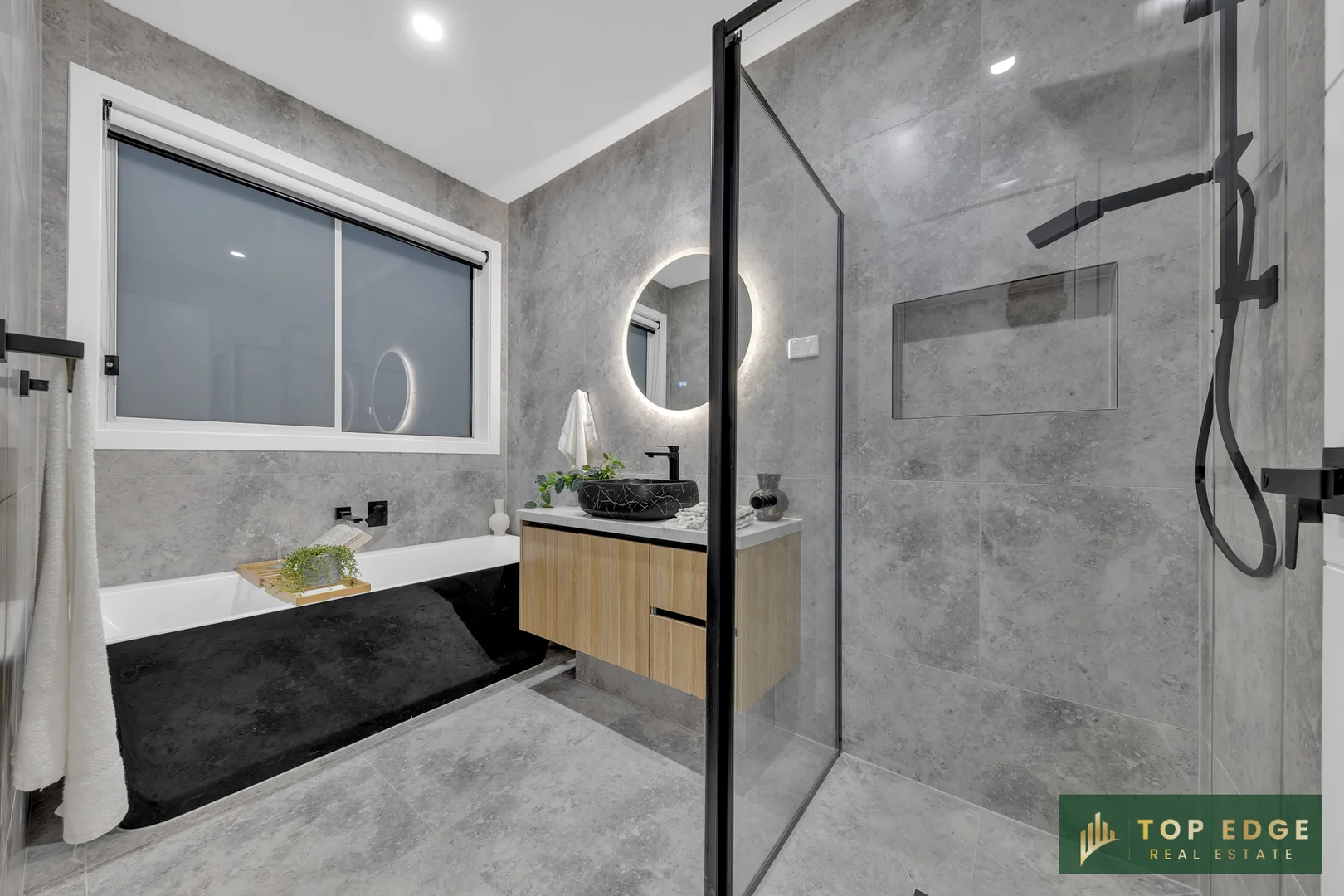Additional image 23 of 44 Maryanne Way, Fraser Rise VIC 3336