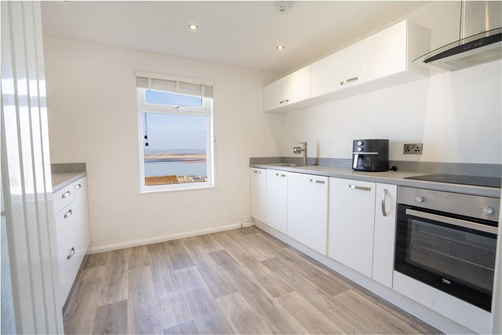 Additional image 6 of 2 bed flat for saleThe Mount, Appledore EX39