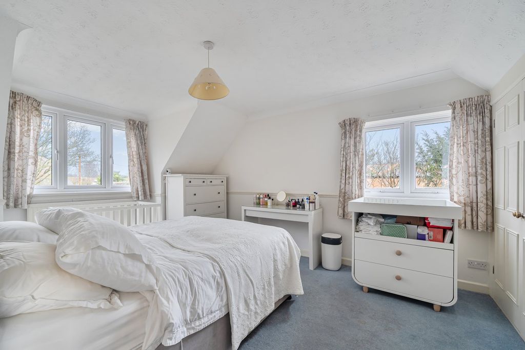 Additional image 11 of 3 bed chalet for saleLyndhurst Road, Brockenhurst SO42