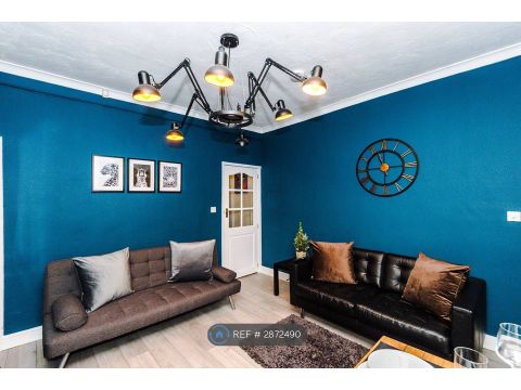 Keswick Grove, Salford M6