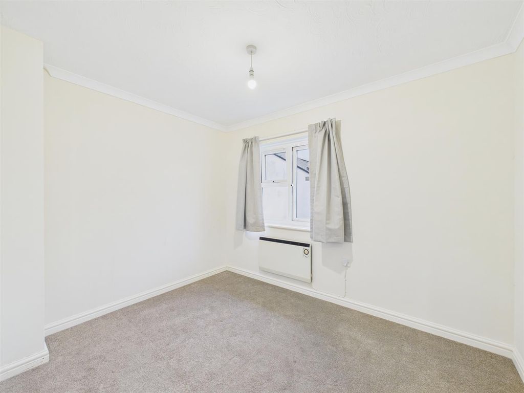 Additional image 6 of 2 bed flat for saleTown Farm Court, Braunton EX33