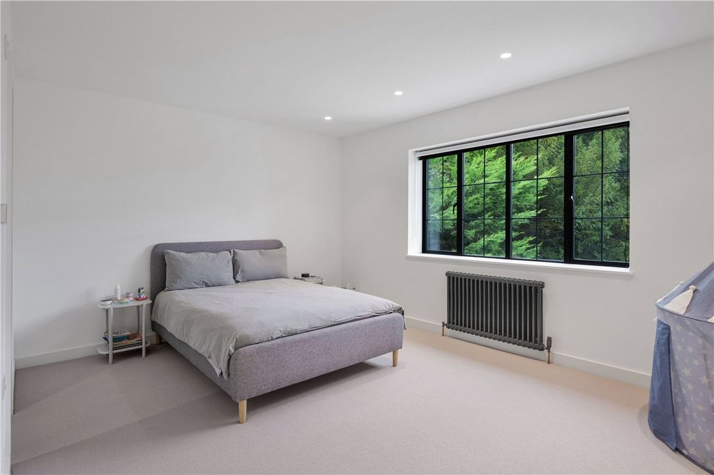 Additional image 18 of 5 bed detached house for saleDurham Avenue, Bromley BR2