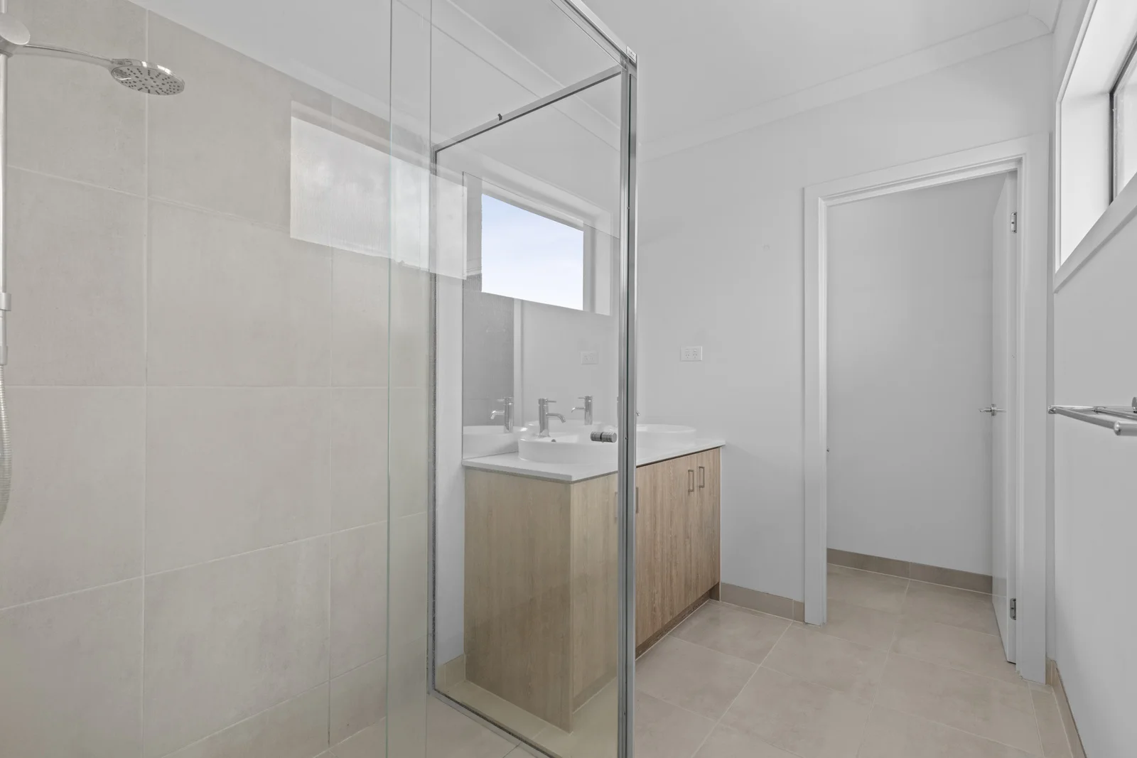 Additional image 5 of 38 Devereux Way, Charlemont VIC 3217