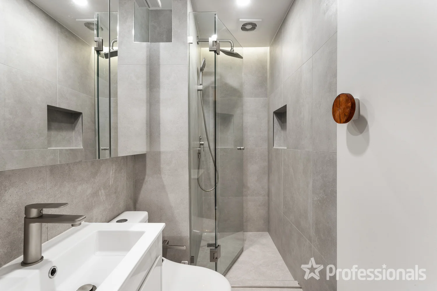 Additional image 3 of 13/33 Grey Street, St Kilda VIC 3182