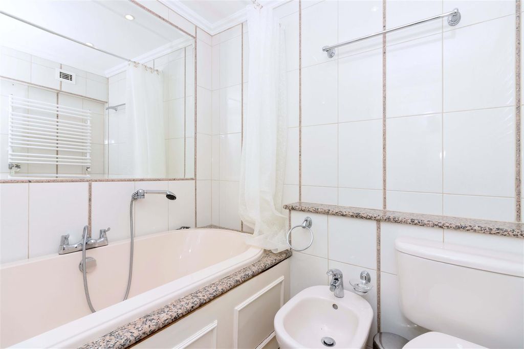 Additional image 17 of 2 bed flat for saleRussell Square, Brighton BN1
