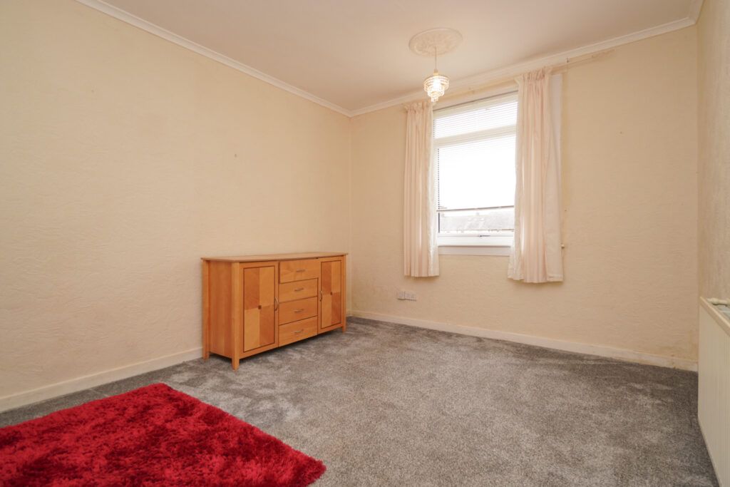 Additional image 7 of 4 bed flat for saleCanberra Avenue, Clydebank G81