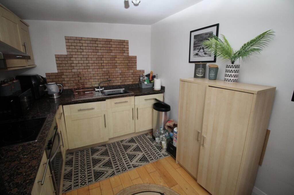 Additional image 5 of 2 bed flat for saleSummerfield Road, Bridlington YO15