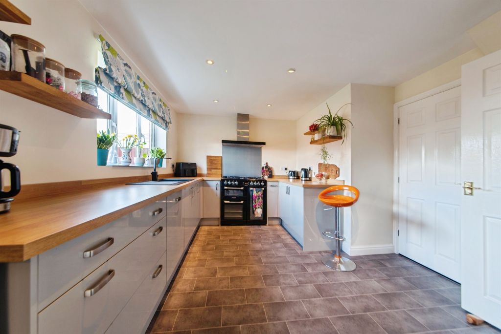 Additional image 6 of 4 bed detached house for saleThyme Avenue, Bourne PE10