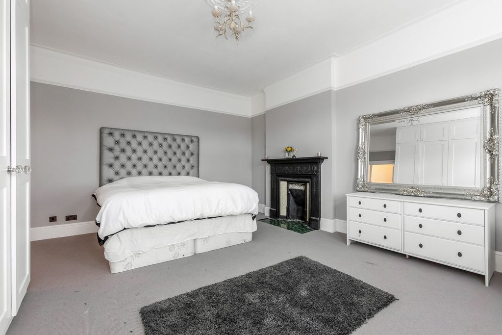 Additional image 29 of 5 bed detached house for saleCambridge Road, Bromley BR1