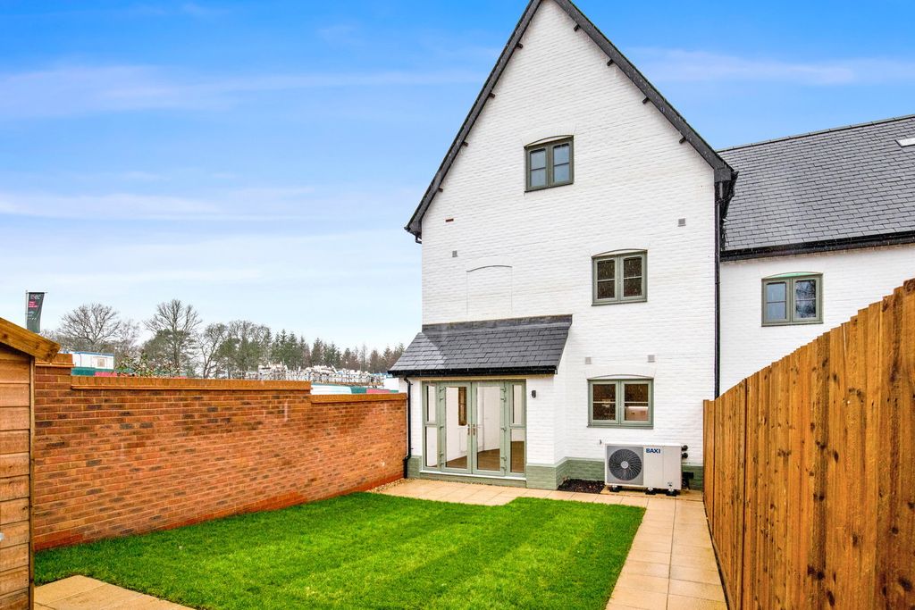 Additional image 4 of 5 bed semi-detached house for saleOxney Quarter, Bolley Avenue GU35