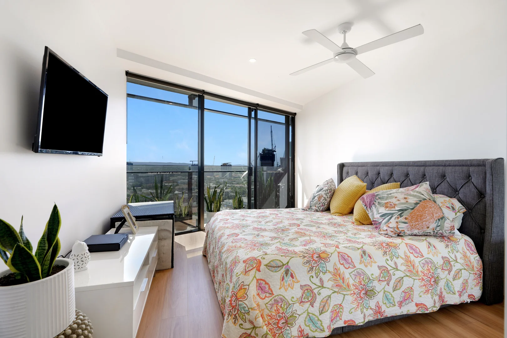 Additional image 5 of 1136/9 Ferny Avenue, Surfers Paradise QLD 4217
