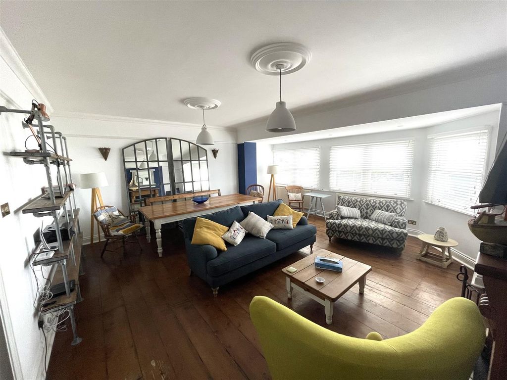 Additional image 2 of 3 bed flat for saleVictoria Parade, Broadstairs CT10