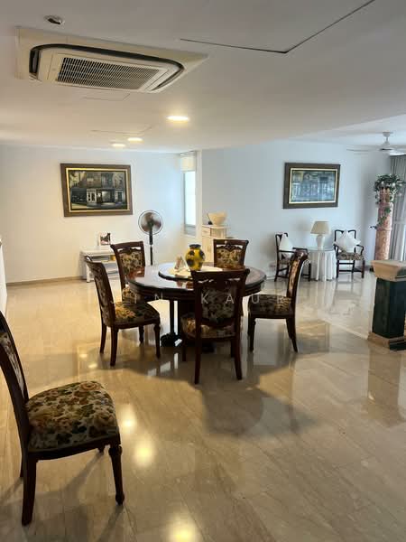55 Cairnhill Road photo 2