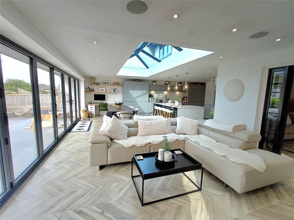 Additional image 5 of 4 bed detached house for saleLarch Close, Newton, Porthcawl CF36