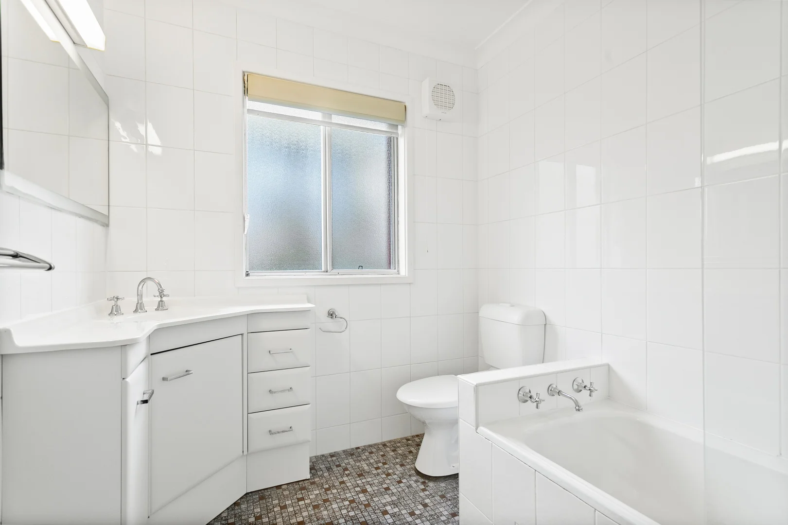 Additional image 3 of 5/5 Pleasant Avenue, North Wollongong NSW 2500