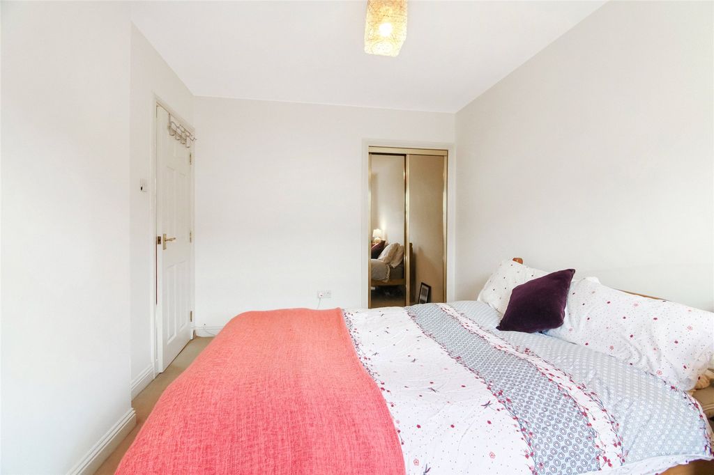 Additional image 13 of 3 bed terraced house for saleOld School Square, Kilbarchan PA10