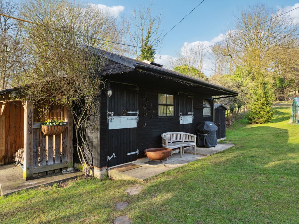 Additional image 17 of 5 bed detached house for saleNorthern Heights, Bourne End SL8
