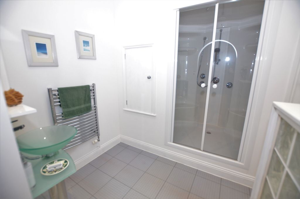 Additional image 12 of 5 bed terraced house for sale32 Tremayne House Park Drive, Bodmin PL31