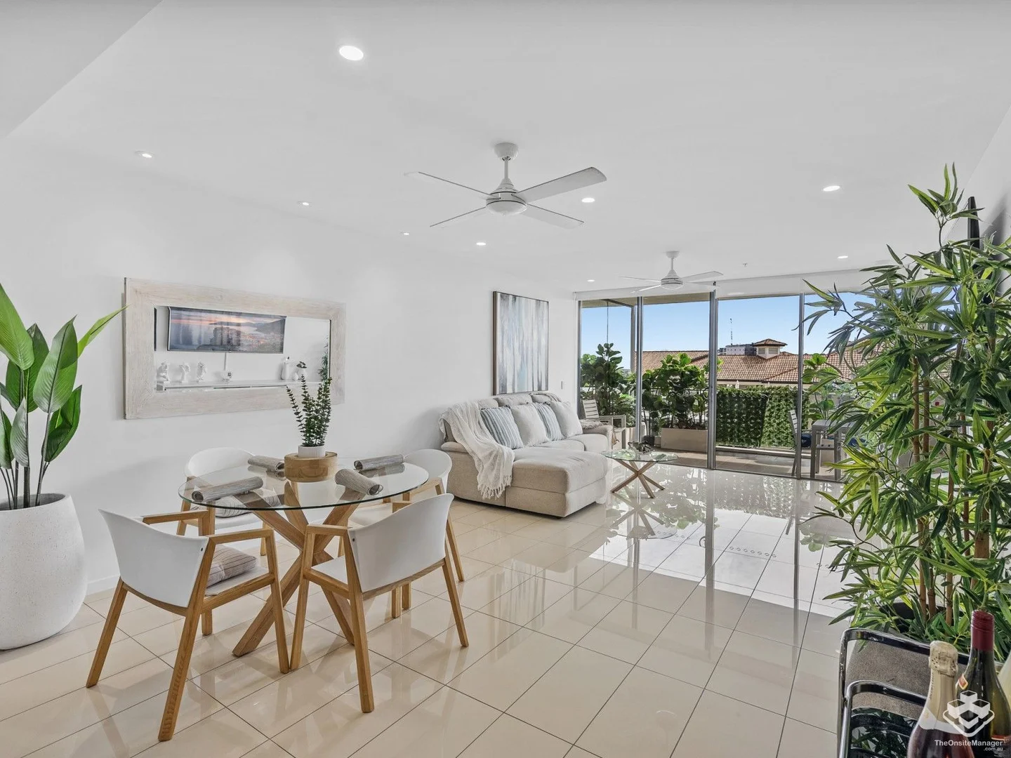 Additional image 8 of 402/388 marine parade, Labrador QLD 4215