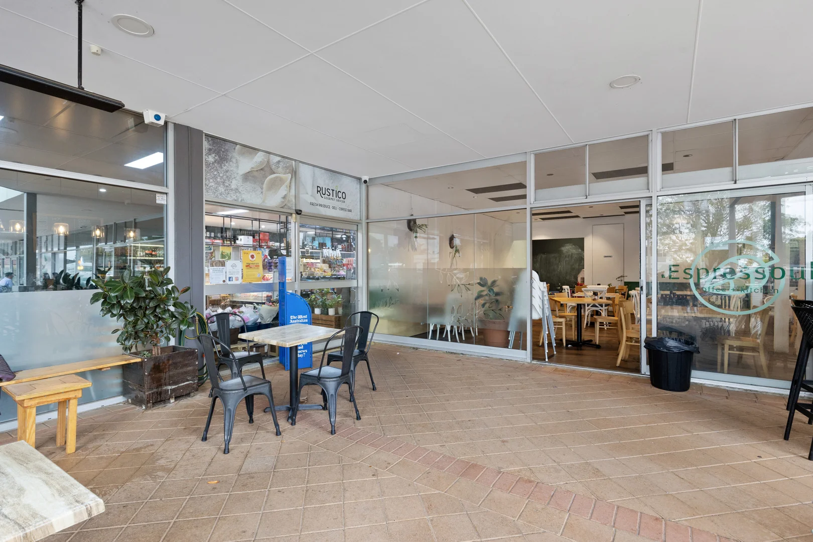 Additional image 11 of 3/10 Parklands Square, Riverton WA 6148