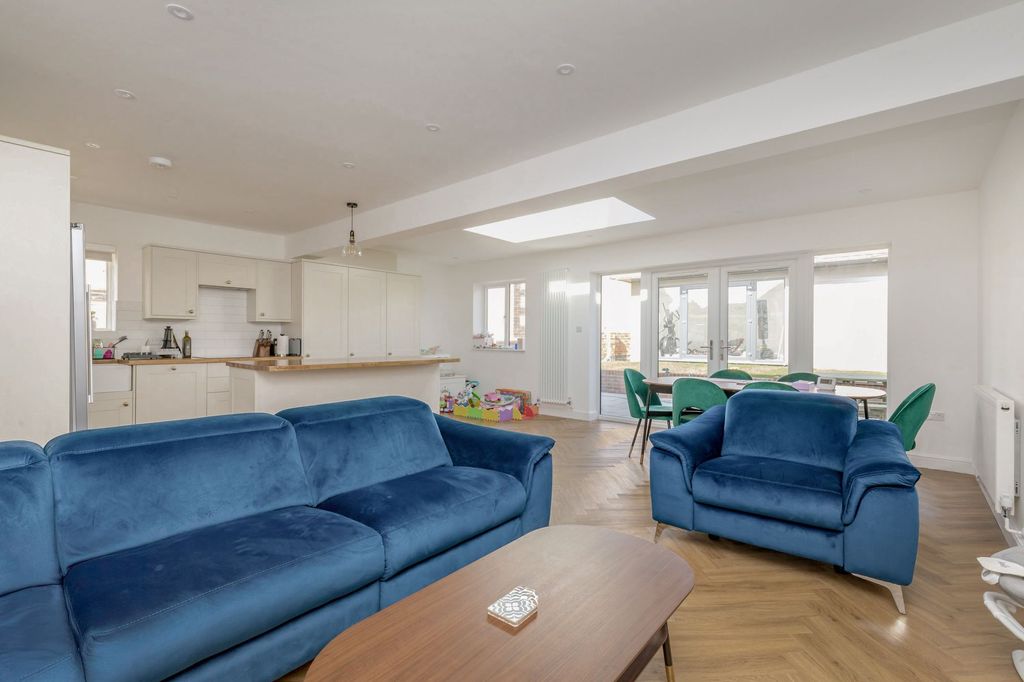 Additional image 4 of 4 bed semi-detached house for saleBramble Rise, Brighton BN1