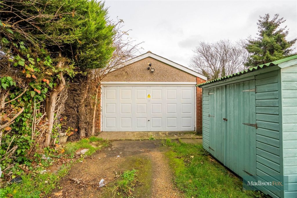 Additional image 16 of 2 bed end terrace house for saleForest Road, Ilford IG6
