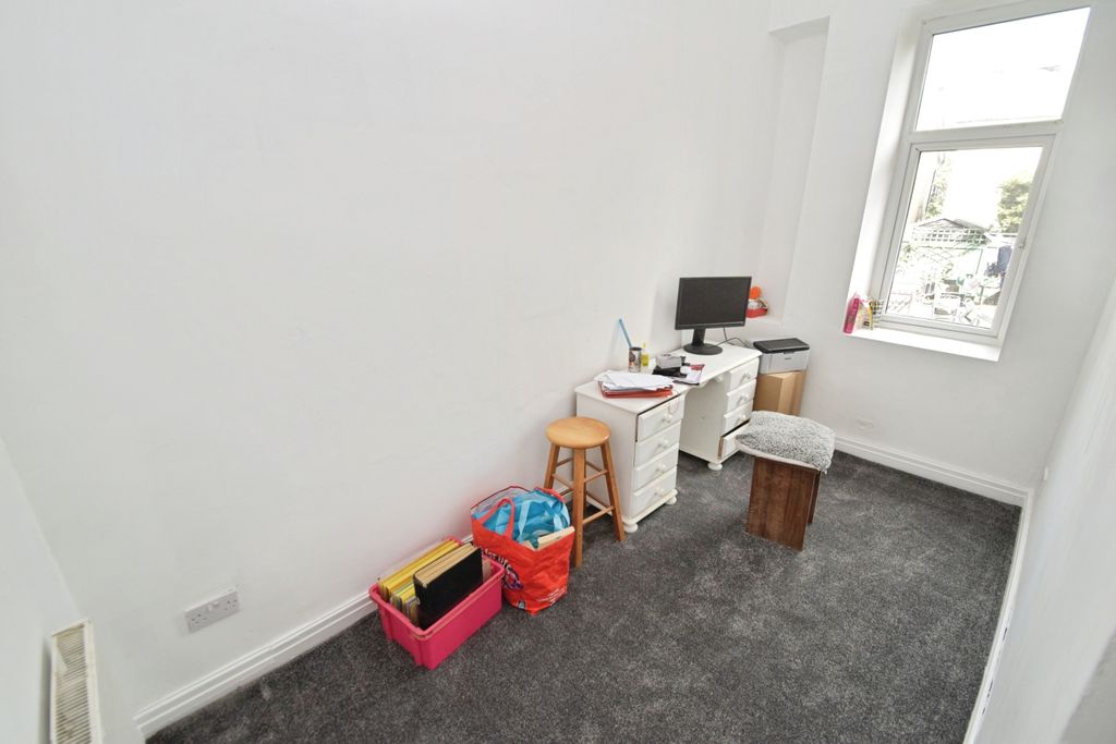 Additional image 8 of 2 bed flat for saleDallam Road, Saltaire, Bradford, West Yorkshire BD18