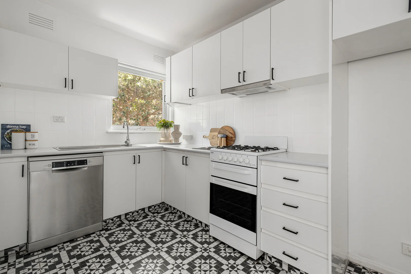 Additional image 5 of 7/9 St James Road, Armadale VIC 3143