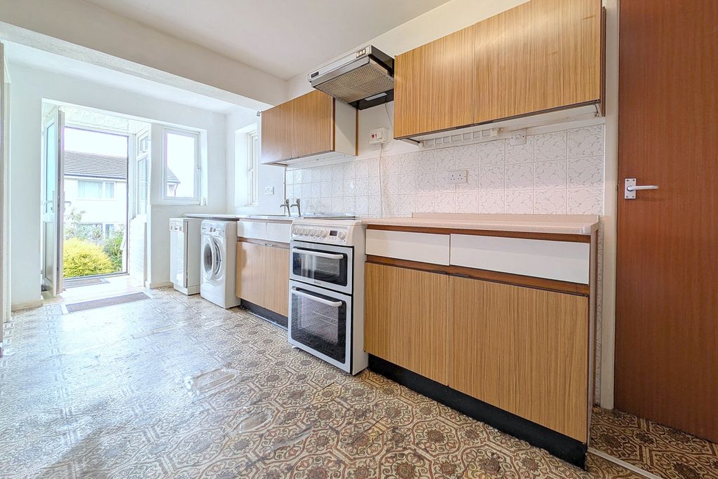 Additional image 8 of 3 bed bungalow for saleThornhills Lane, Brighouse, West Yorkshire HD6