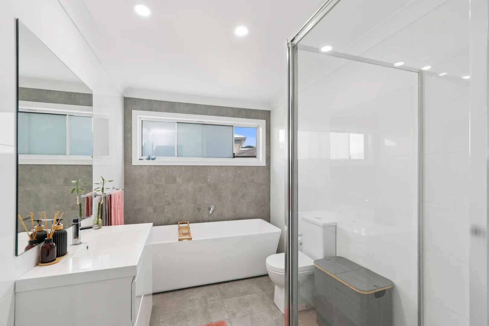 Additional image 10 of 2/163 Wyndarra Way, Koonawarra NSW 2530