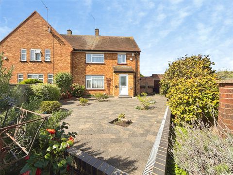 St. Peters Road, Uxbridge UB8