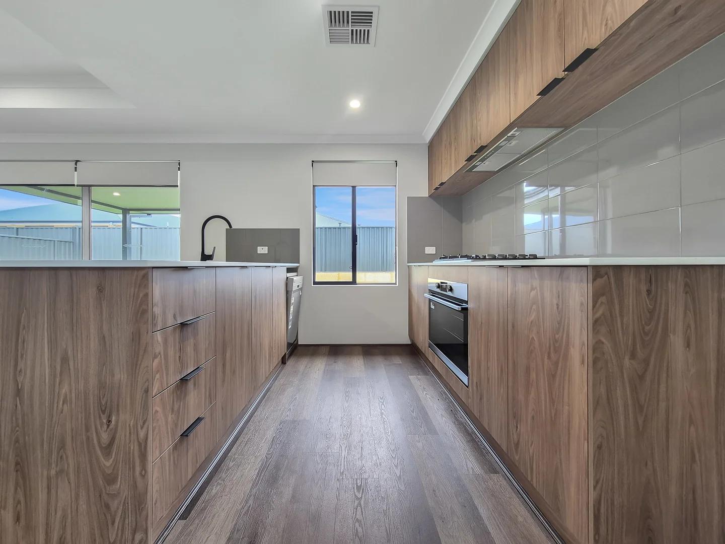 6 Holstein Parkway, Baldivis WA 6171 photo 5