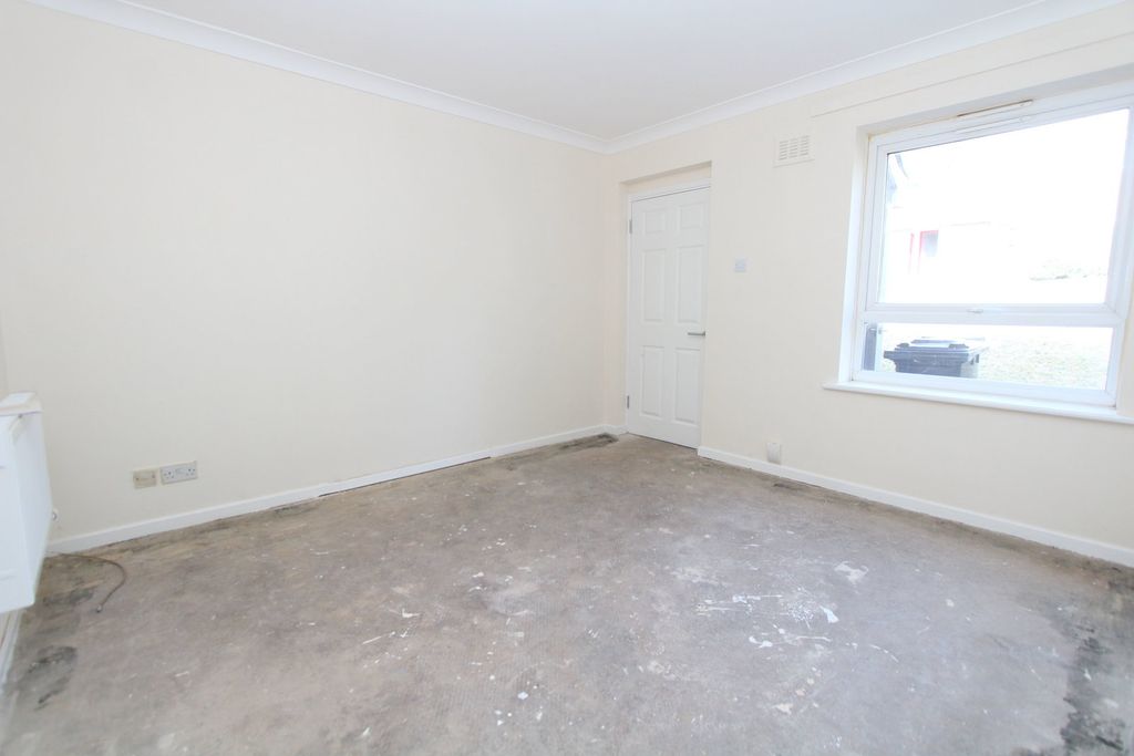 Additional image 2 of 1 bed flat for sale96 Bisell Way, Brierley Hill DY5