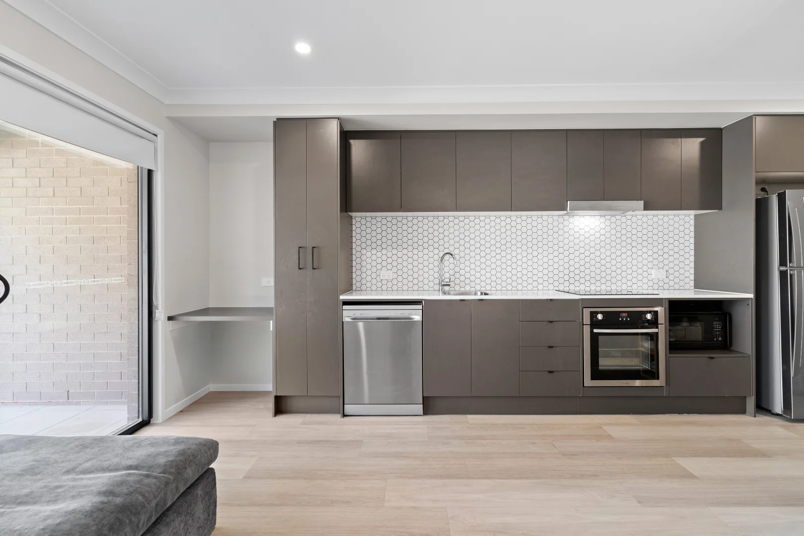 Additional image 4 of 1 & 2/18 Elm Avenue, Woodridge QLD 4114