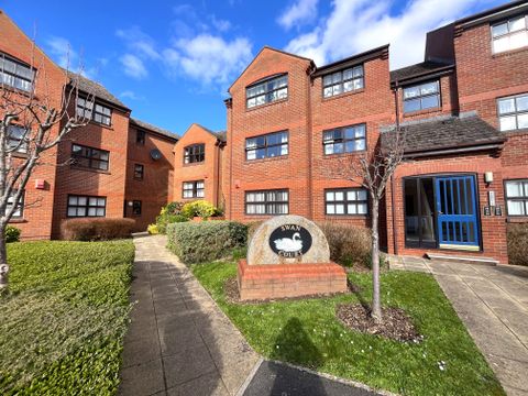 Swan Court, Exeter EX2