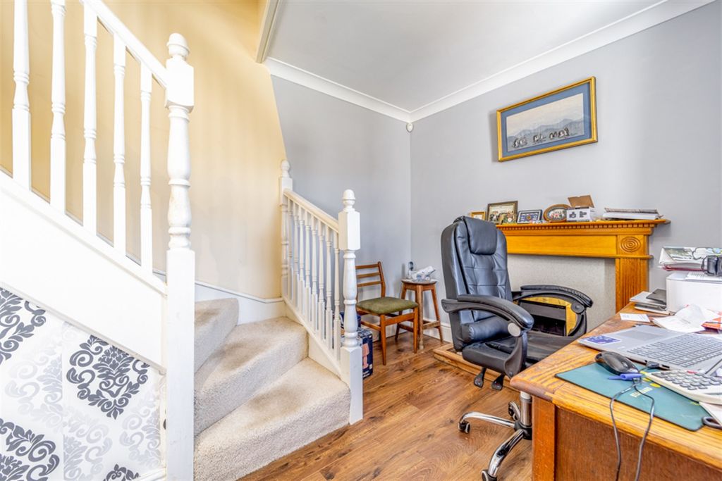 Additional image 4 of 4 bed detached house for saleWilloughby Road PE21