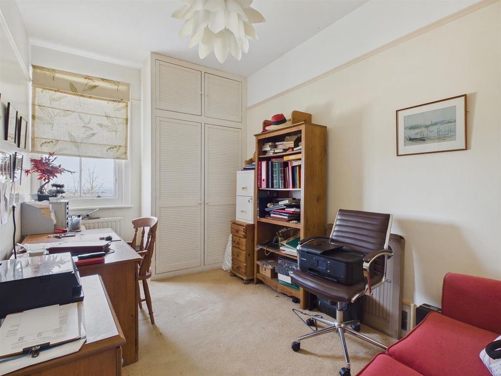 Additional image 23 of 3 bed flat for saleCowleigh Road, Malvern WR14