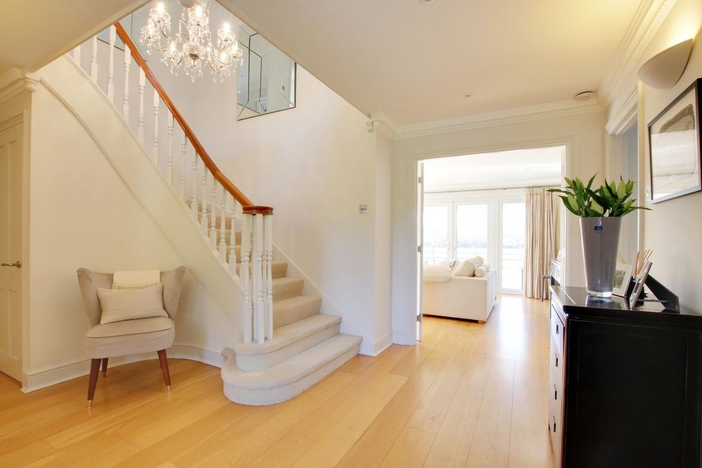 Additional image 8 of 5 bed detached house for saleSway Road, Brockenhurst SO42