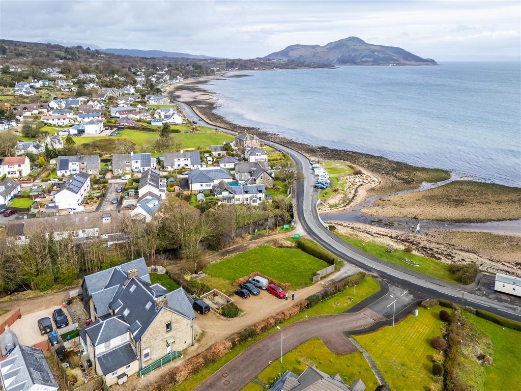 Additional image 38 of 2 bed flat for saleApt 2 Eaisdale House, Shore Road, Whiting Bay. Isle Of Arran KA27