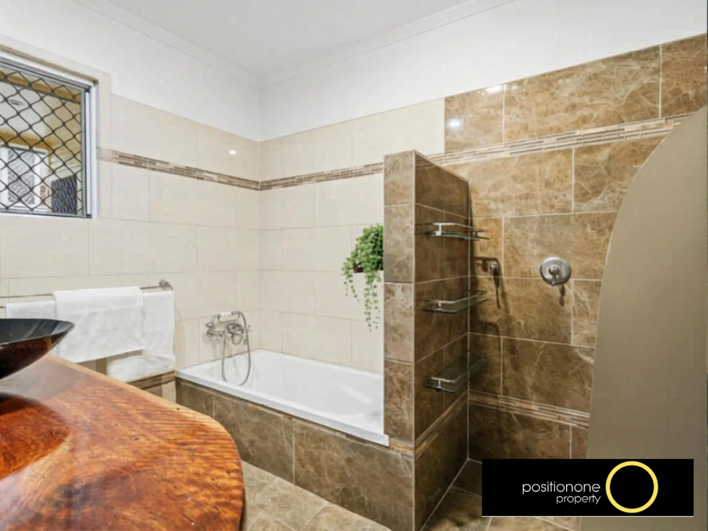 Additional image 9 of 106 Clough Street, Mount Gravatt QLD 4122