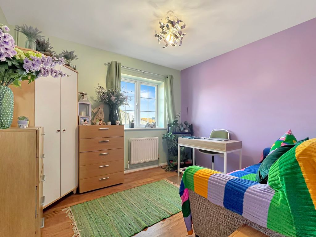 Additional image 8 of 2 bed flat for salePorters Field, Braintree CM7