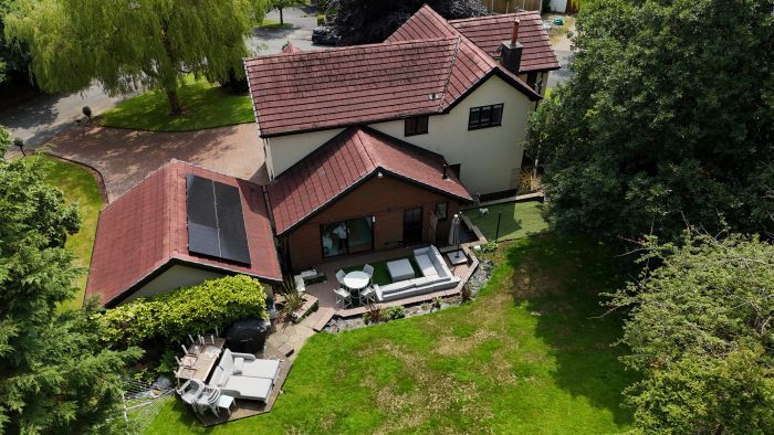 Additional image 49 of 4 bed detached house for sale10 Ravenswood Drive, Heaton, Bolton BL1