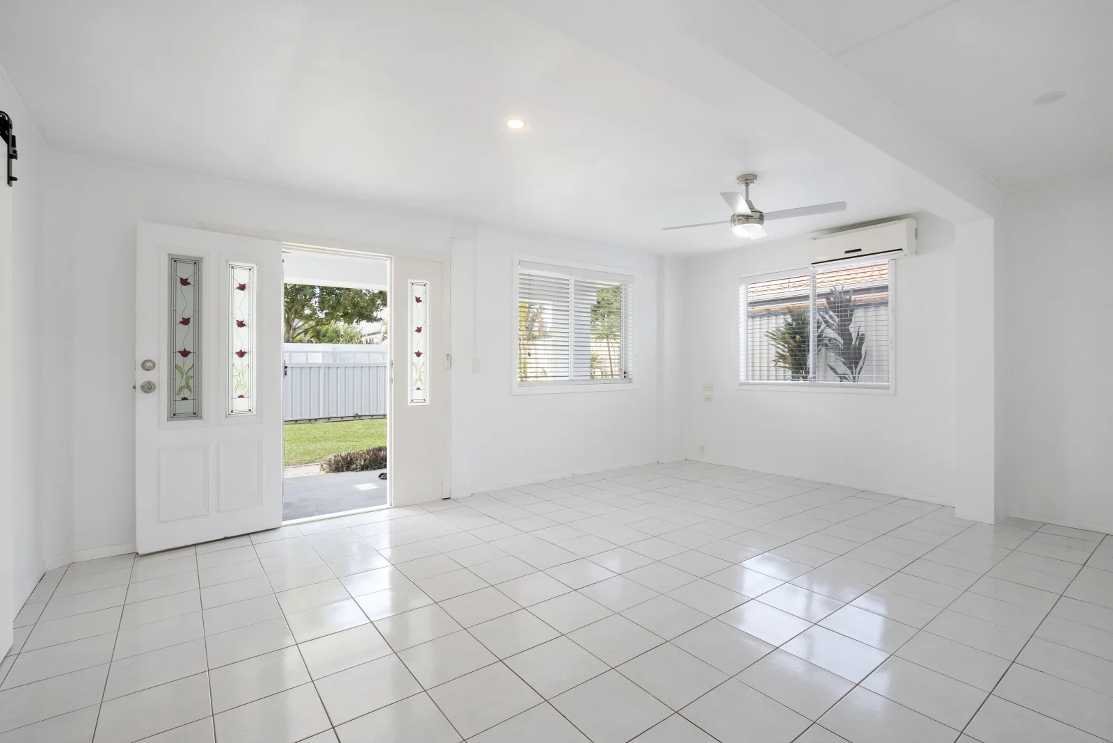 Additional image 2 of 14 Nankeen Ave, Paradise Point QLD 4216