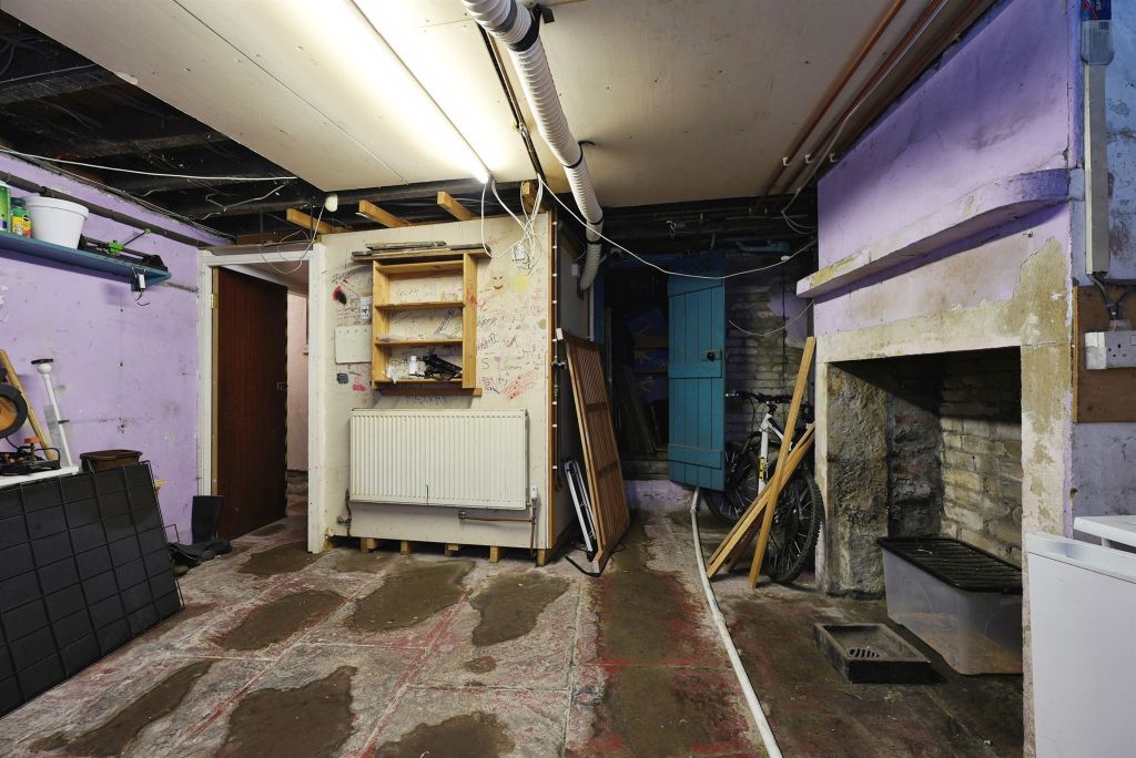 Additional image 17 of 4 bed end terrace house for saleBradford Road, Brighouse HD6
