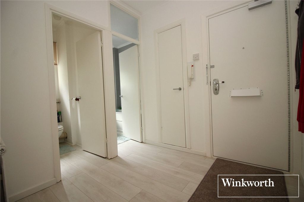 Additional image 10 of 2 bed flat for saleAllerton Road, Borehamwood WD6
