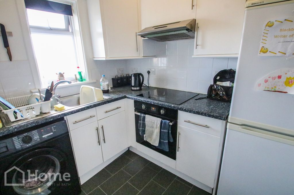 Additional image 3 of 2 bed flat for saleAvonfield Avenue, Bradford On Avon BA15