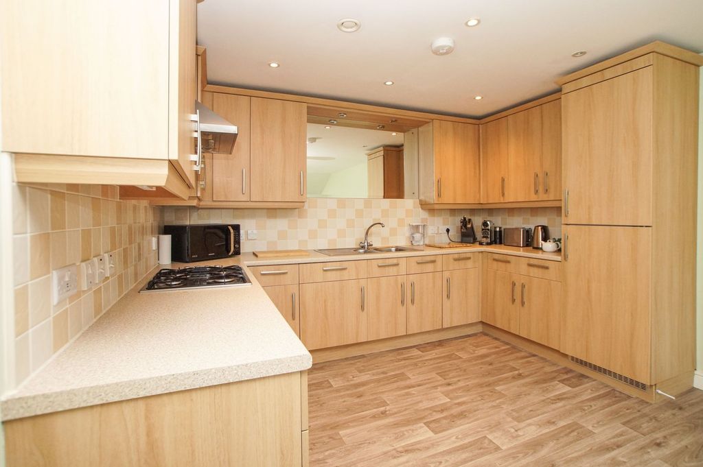 Additional image 3 of 2 bed flat for saleHanson Place, Warwick Square, Carlisle CA1