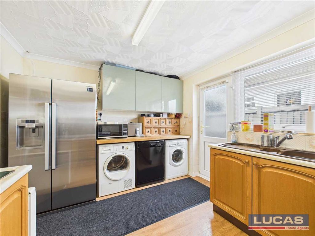 Additional image 9 of 3 bed detached bungalow for saleCrud Yr Awel, Newborough LL61