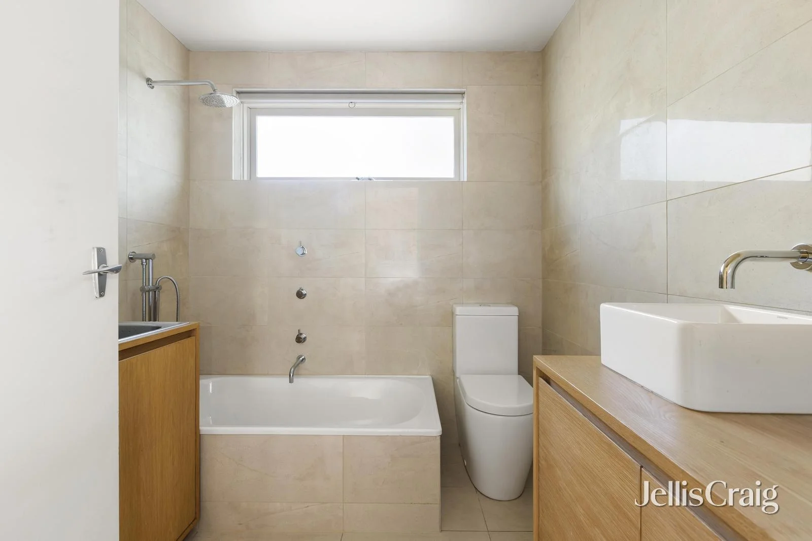 Additional image 8 of 1/144 Perry Street, Fairfield VIC 3078