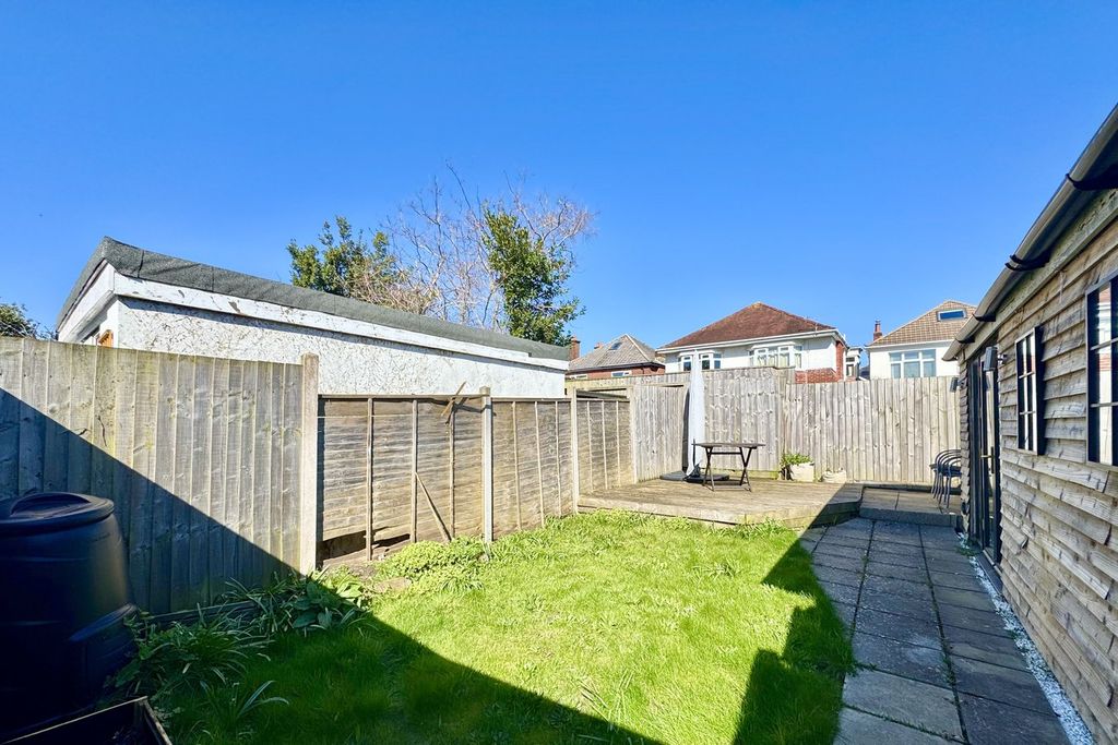Additional image 15 of 2 bed flat for saleStrouden Avenue, Queens Park, Bournemouth BH8